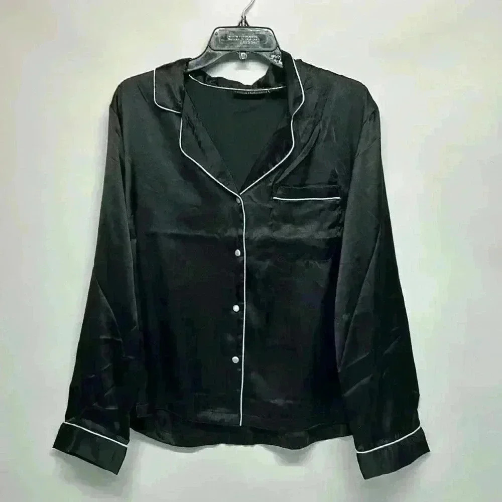 Haus of Harlow 1960 size large black pajama shirt only